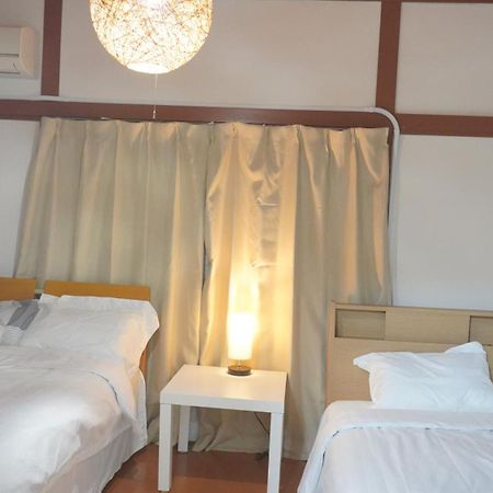Uhome Tsubame Apartment Tokyo Bagian luar foto