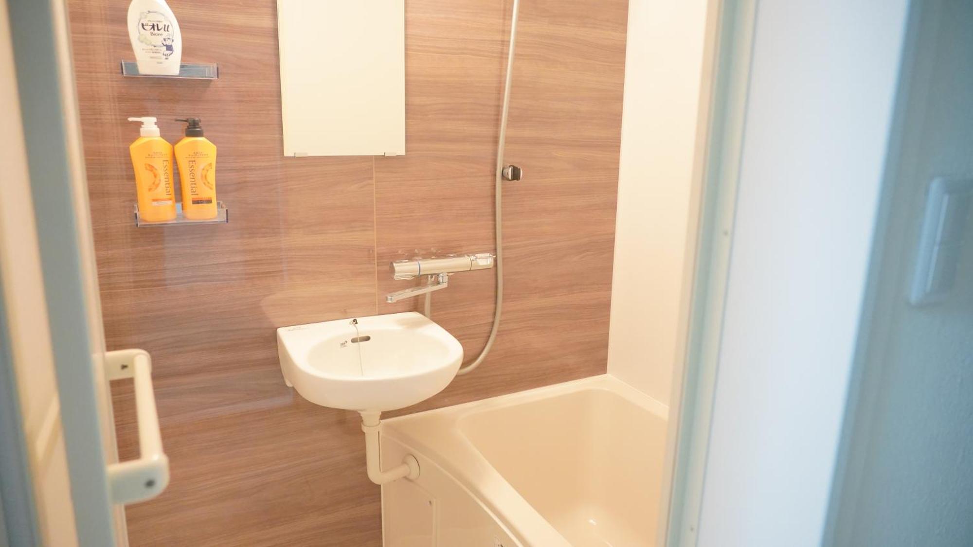 Uhome Tsubame Apartment Tokyo Bagian luar foto
