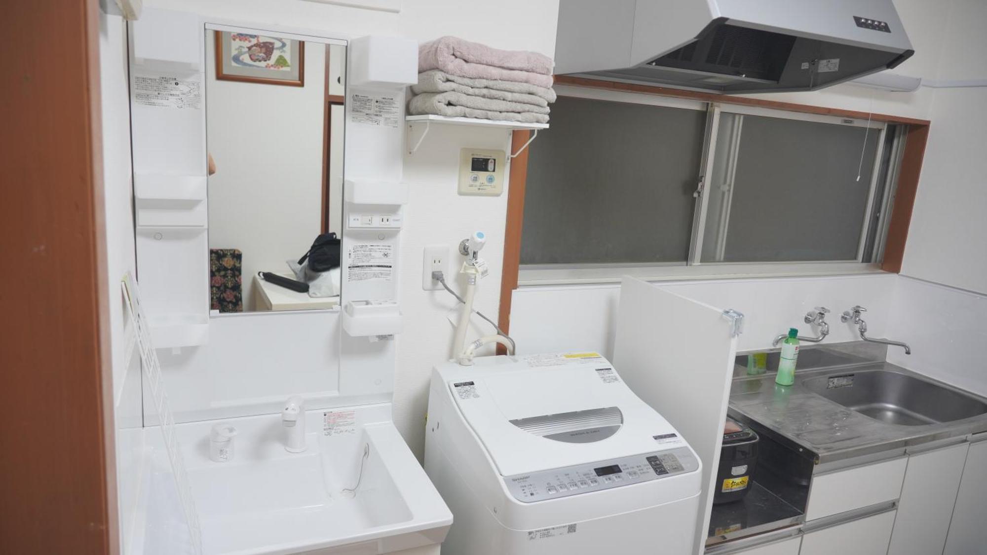 Uhome Tsubame Apartment Tokyo Bagian luar foto