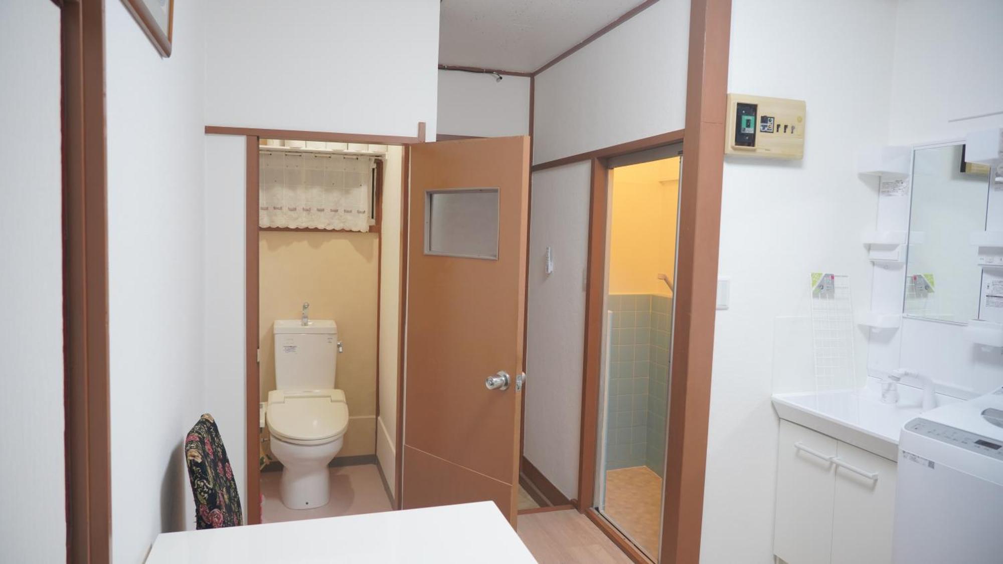 Uhome Tsubame Apartment Tokyo Bagian luar foto